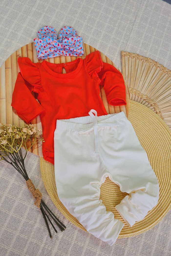 Body Frufru ML Coral Escuro + Calça Off + Laço