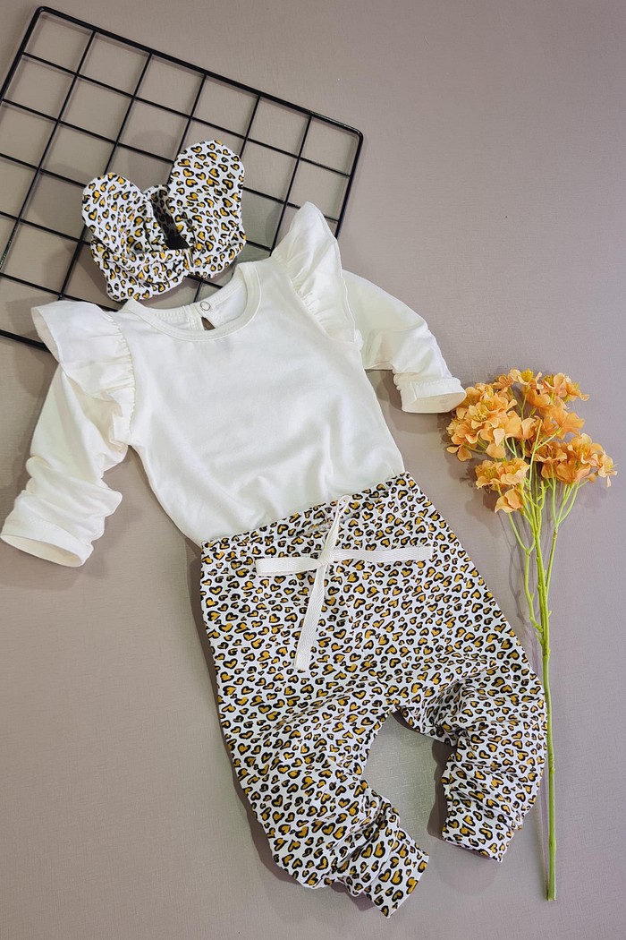 Body Frufru ML Off + Calça + Laço