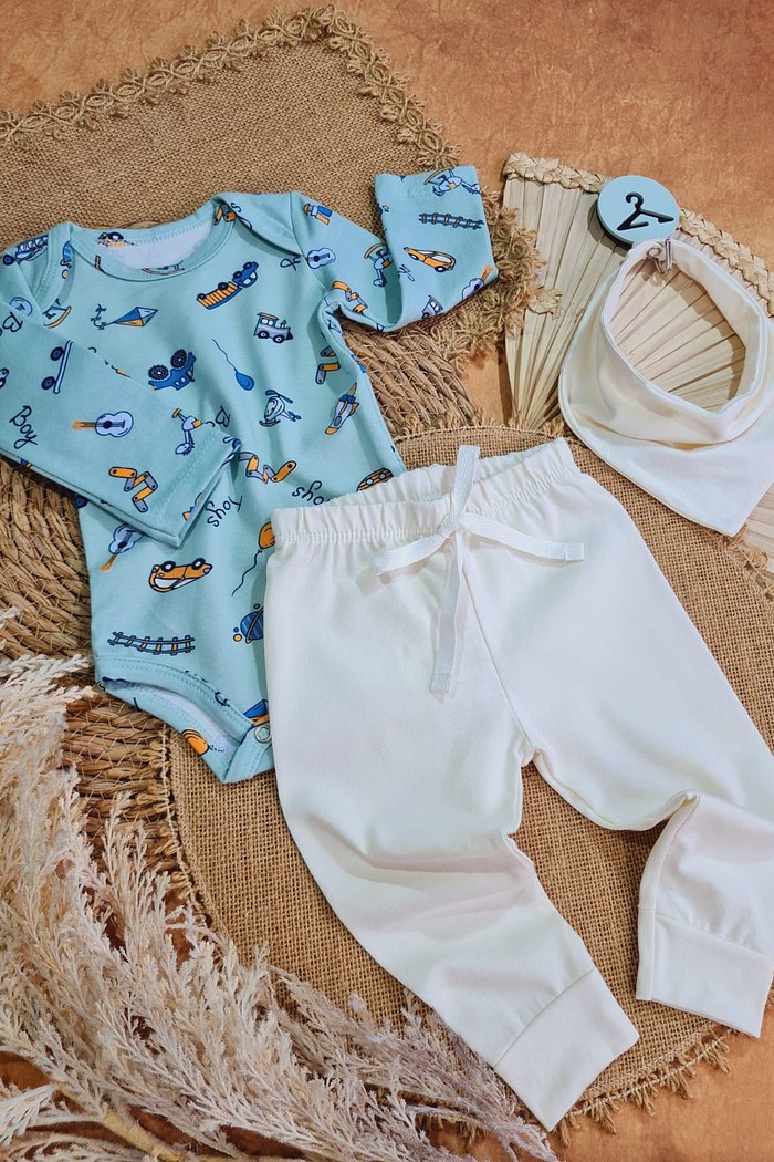 Body ML + Calça Off + Bandana Off