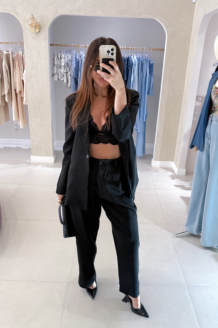 Calça Alfaiataria Cenoura Preta Cós Alto Modelagem Elegante - Minimoni