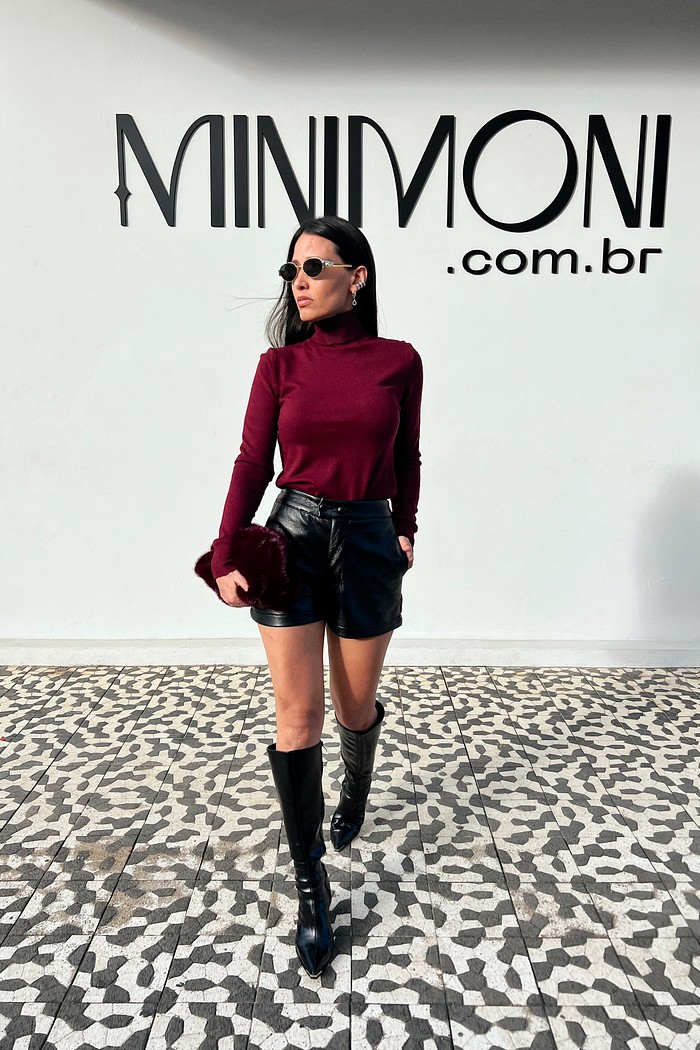 Shorts Couro Preto Soft Maitê - MiniMoni