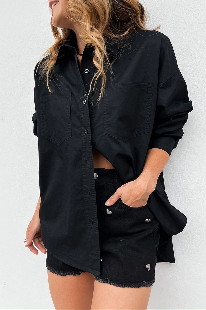 Shorts Jeans Preto Heart Corações Metal Pose Dinâmica - Minimoni