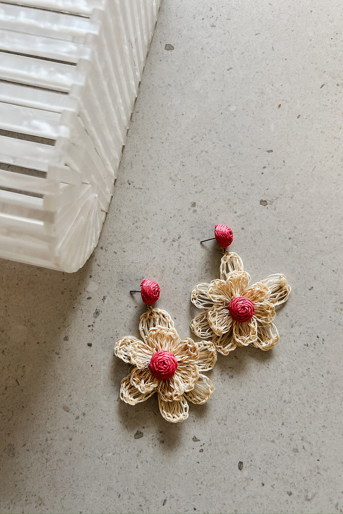 Brinco Flor de Palha - Mini Moni