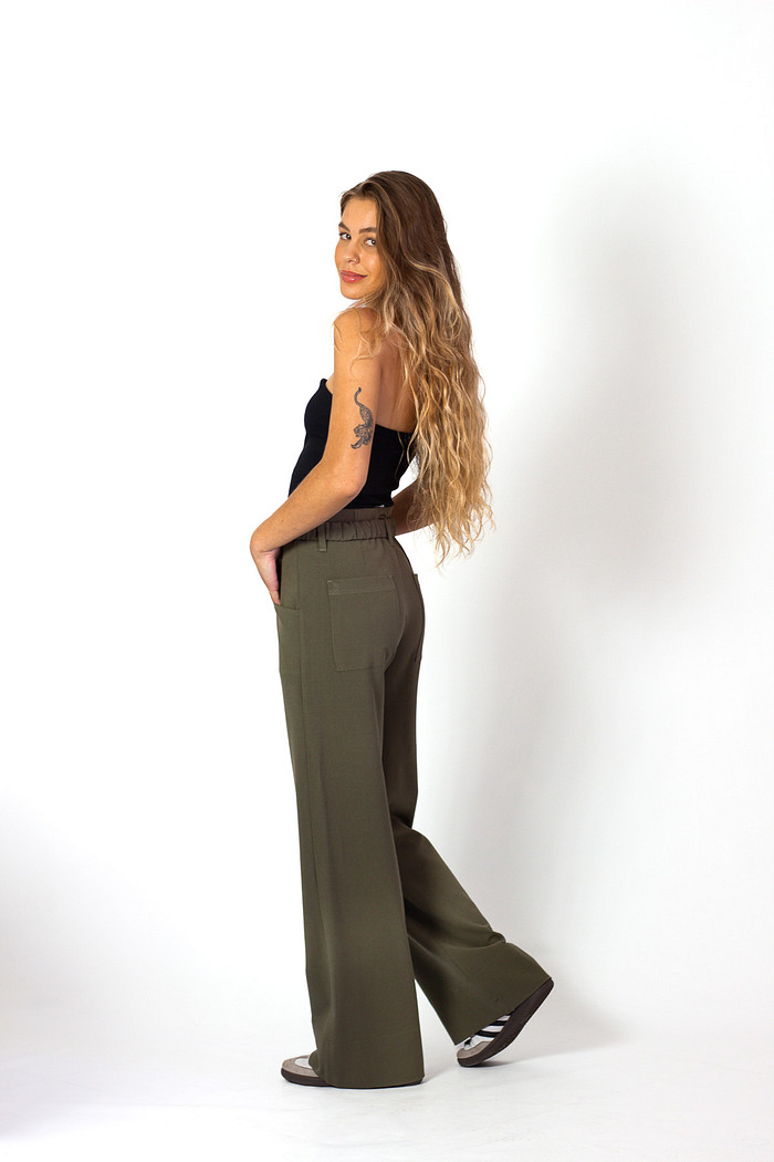 Calça de Alfaiataria Wide Leg Verde com Cinto Vivian - Mini Moni