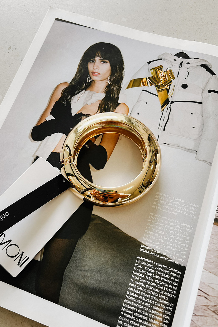 Bracelete de Metal Brilho Dourado - Mini Moni