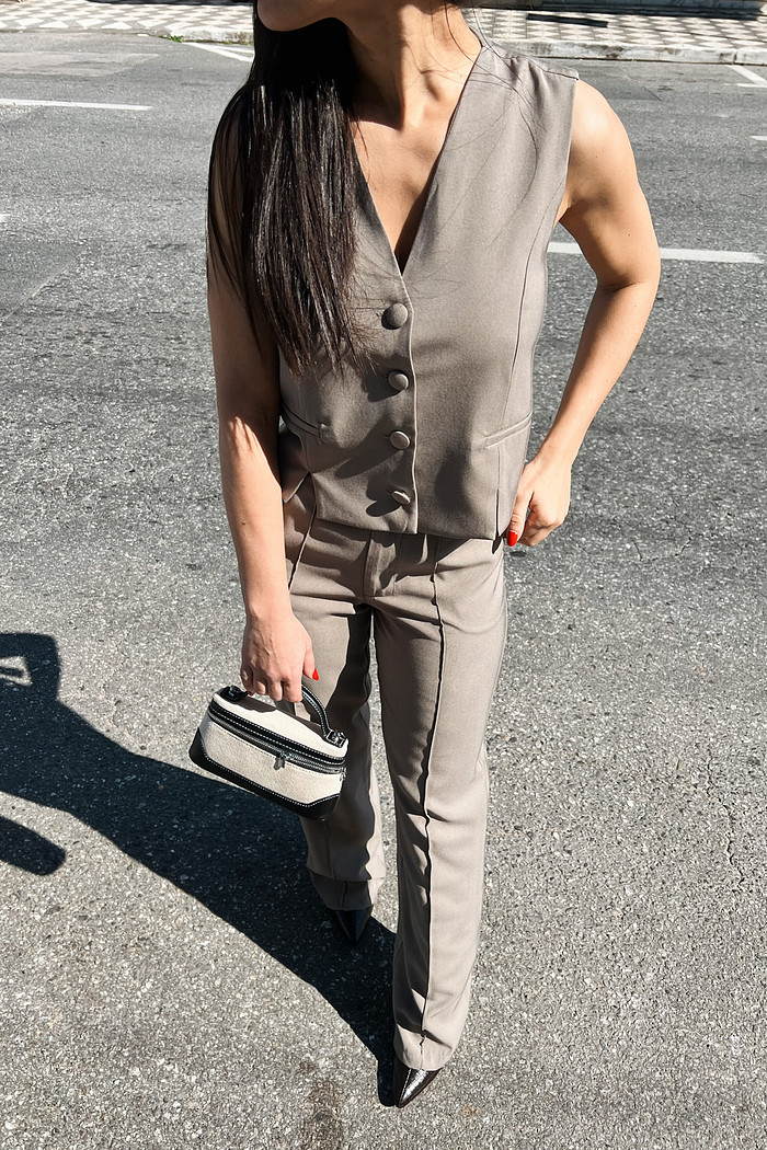 Colete de Alfaiataria Clarissa Verde Khaki - Mini Moni