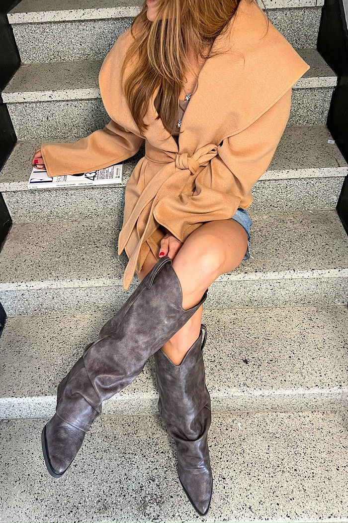 Casaco de Lã Batida Pétala Caramelo - Mini Moni