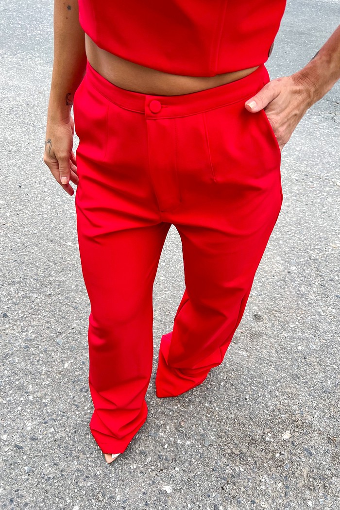 Calça alfaiataria vermelha Sienna, frente completa ampla solta, poliéster elastano – Minimoni