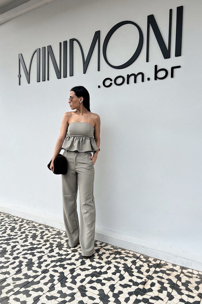 Tomara Que Caia Lavinia - MiniMoni