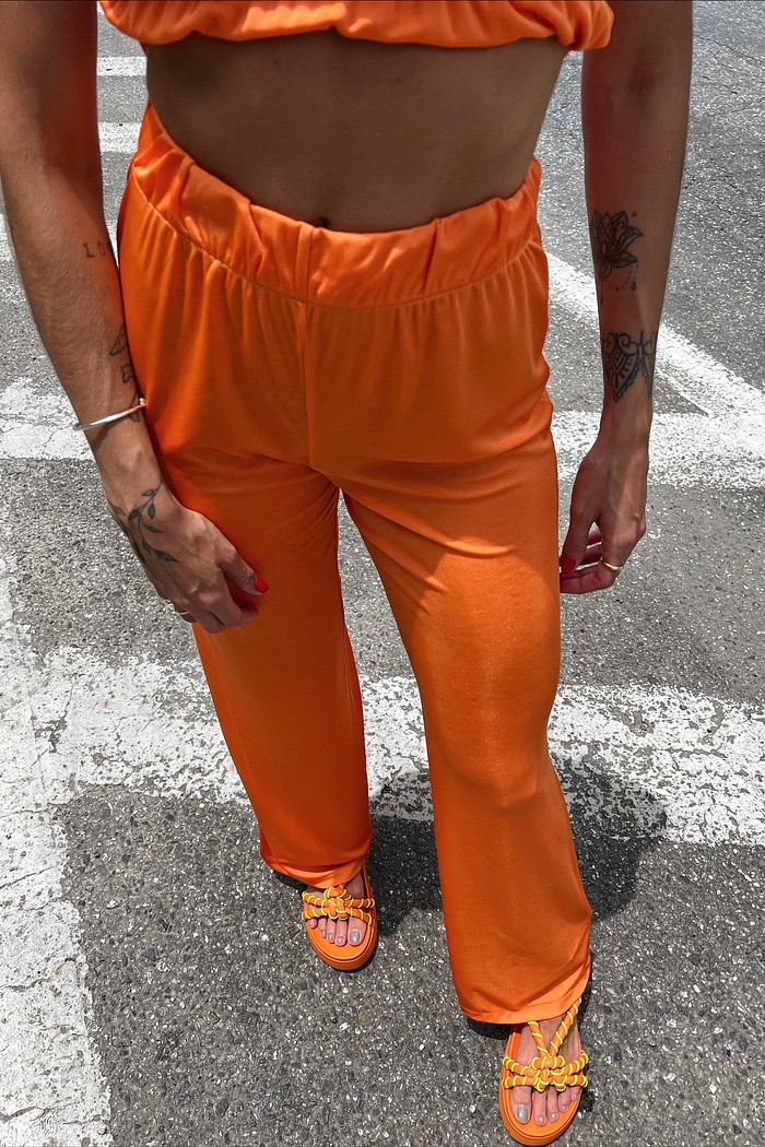 Calça Larga Reta Laranja Renata