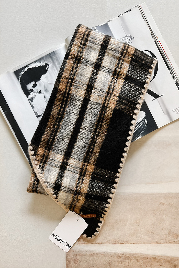 Cachecol Cashmere Triangular – Mini Moni