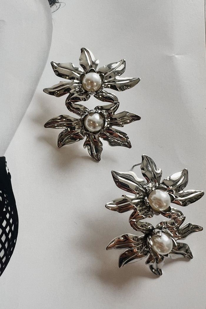 Brinco Floral Prata - Mini Moni