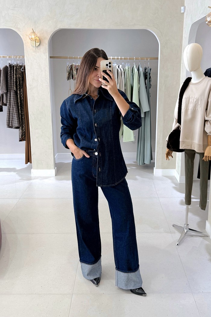 Calça Jeans Detalhe na Barra Lana - MiniMoni