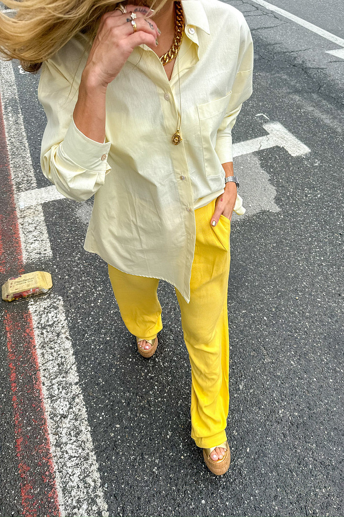 Camisa de Alfaiataria Feminina Manteiga Itália - Mini Moni