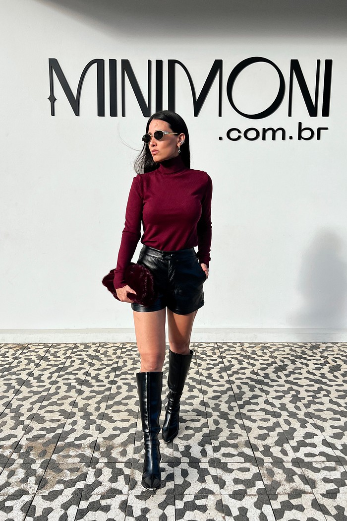 Shorts Couro Preto Soft Maitê - MiniMoni