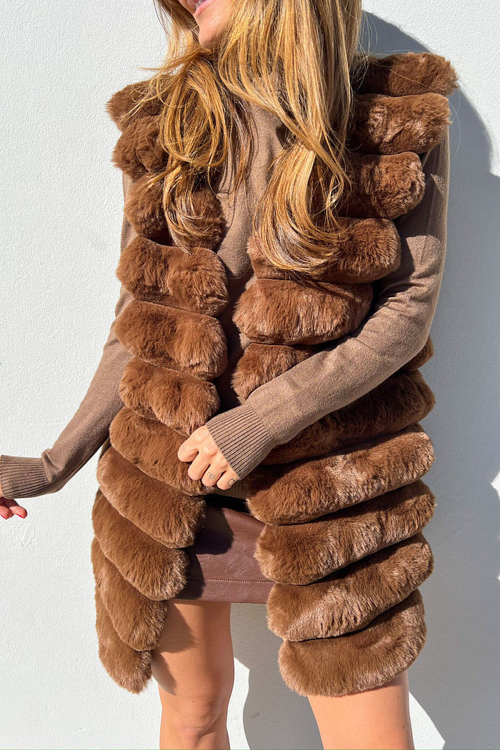 Maxi Colete de Pelo Marrom - Mini Moni