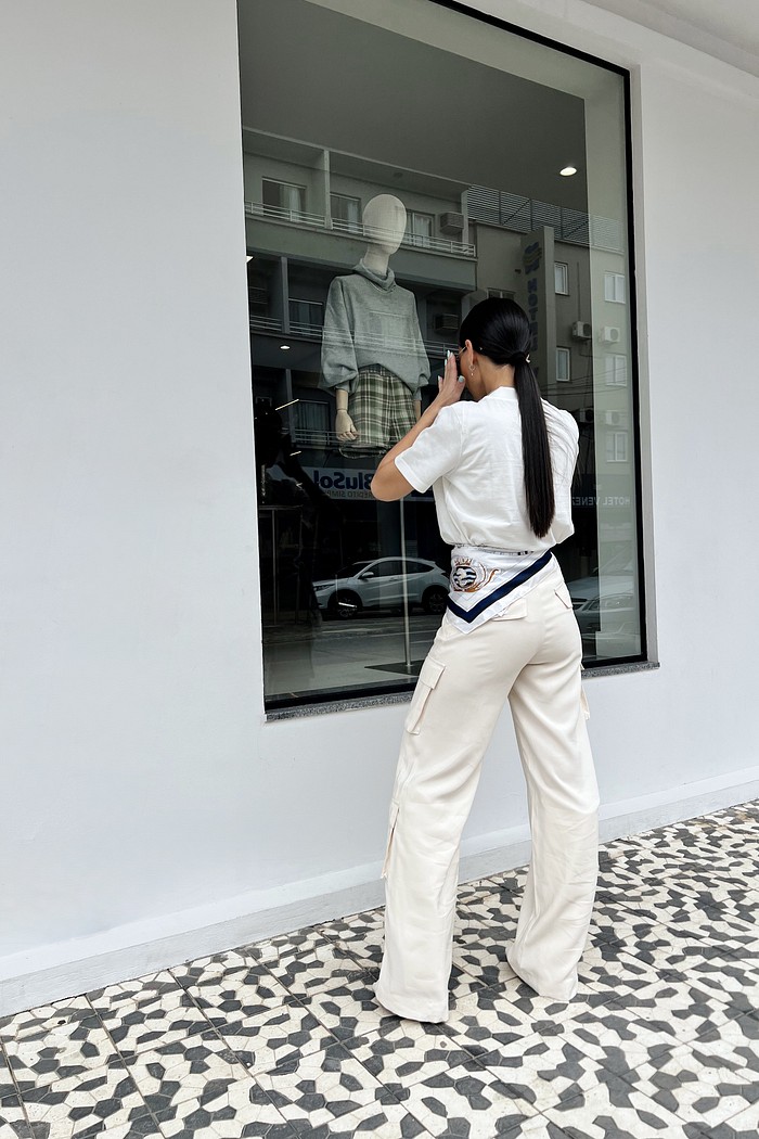 T-shirt Algodão Doce Off-white - Mini Moni