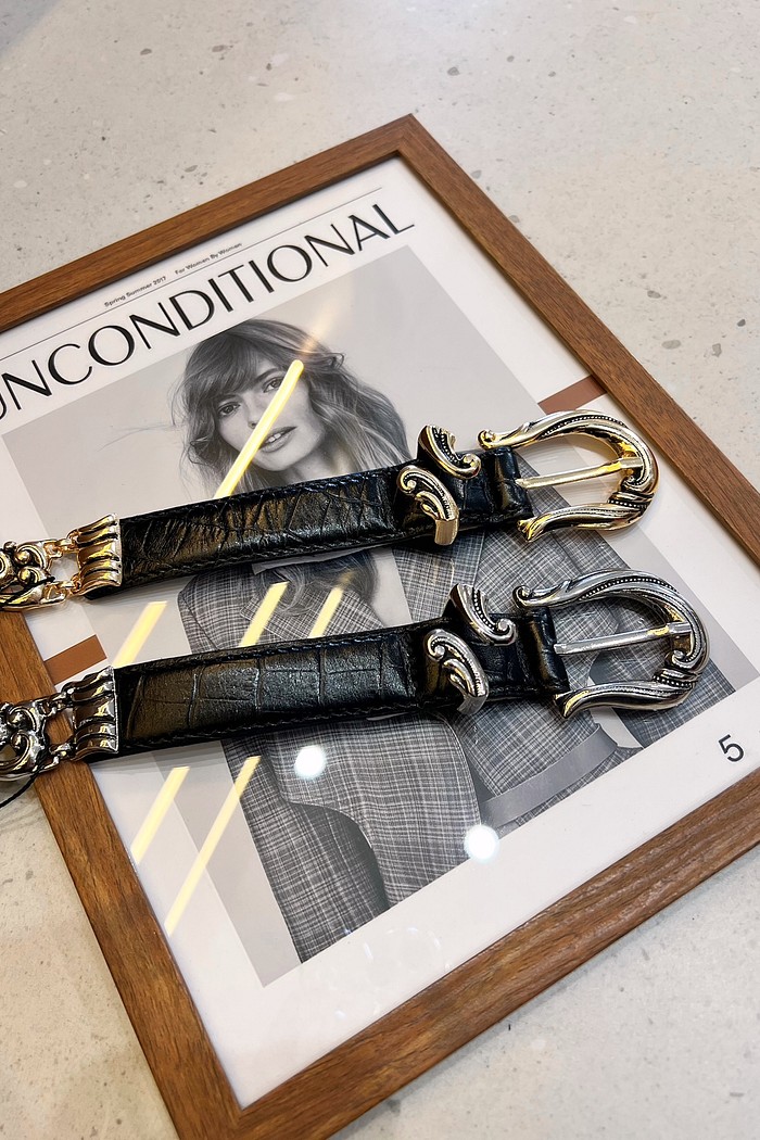 Cinto NV Fivela Dourada