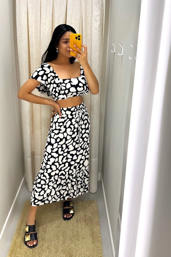 Top Ombro a Ombro Preta e Branca Lilly