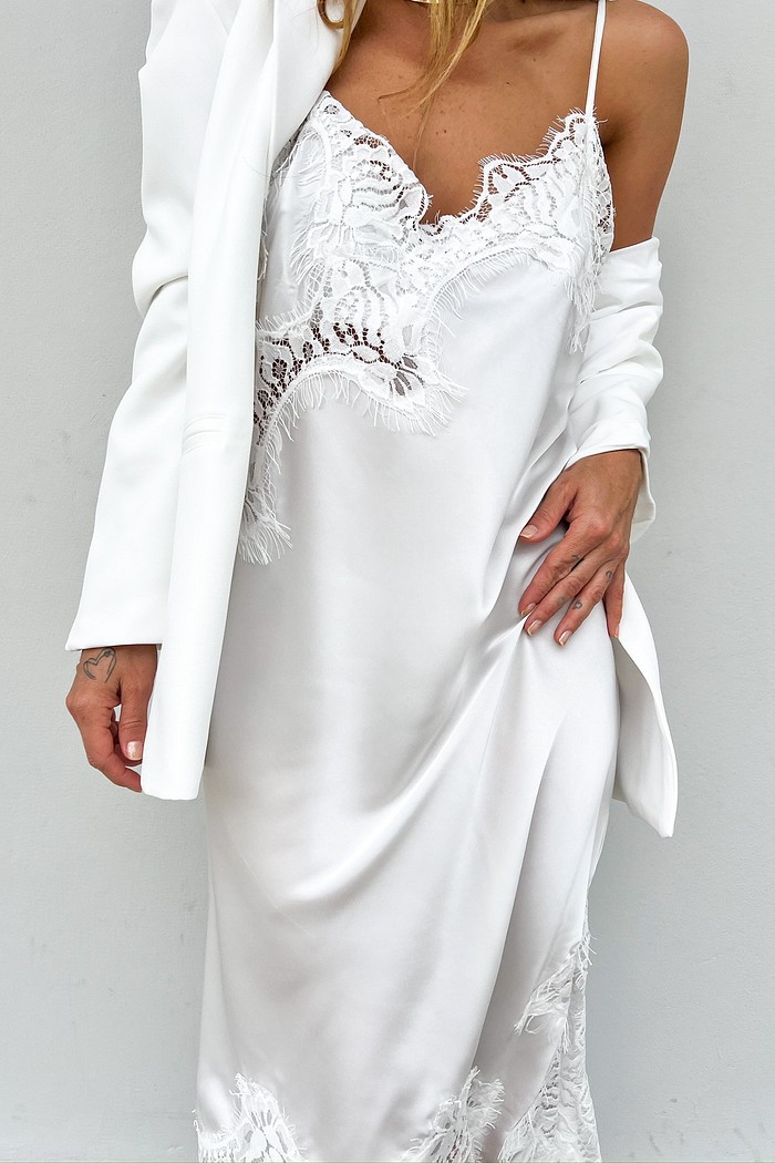 Mini Vestido Cetim Branco Rendado Chantilly - MiniMoni