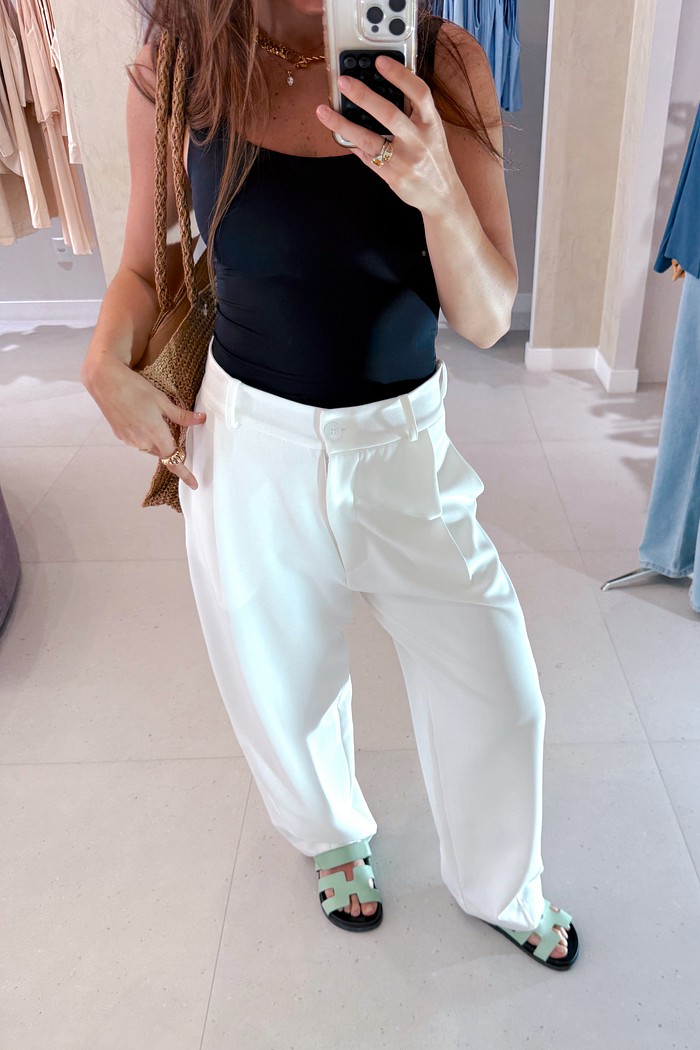 Calça Alfaiataria Cenoura Branca Cós Alto Modelagem Elegante - Minimoni