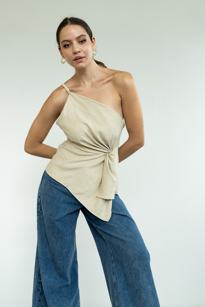 BLUSA OMBRO SOLO SIX