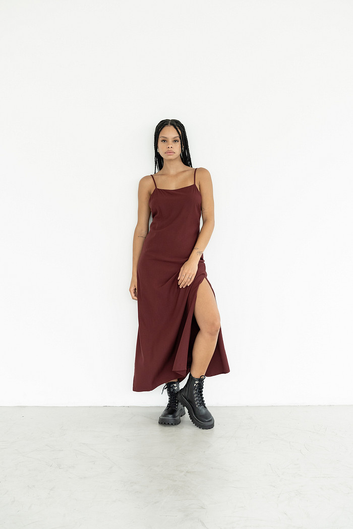 VESTIDO MIDI ESSENCE