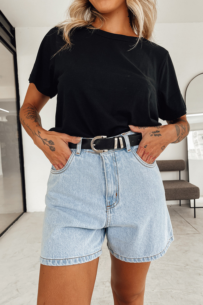 SHORT BERMUDINHA JEANS