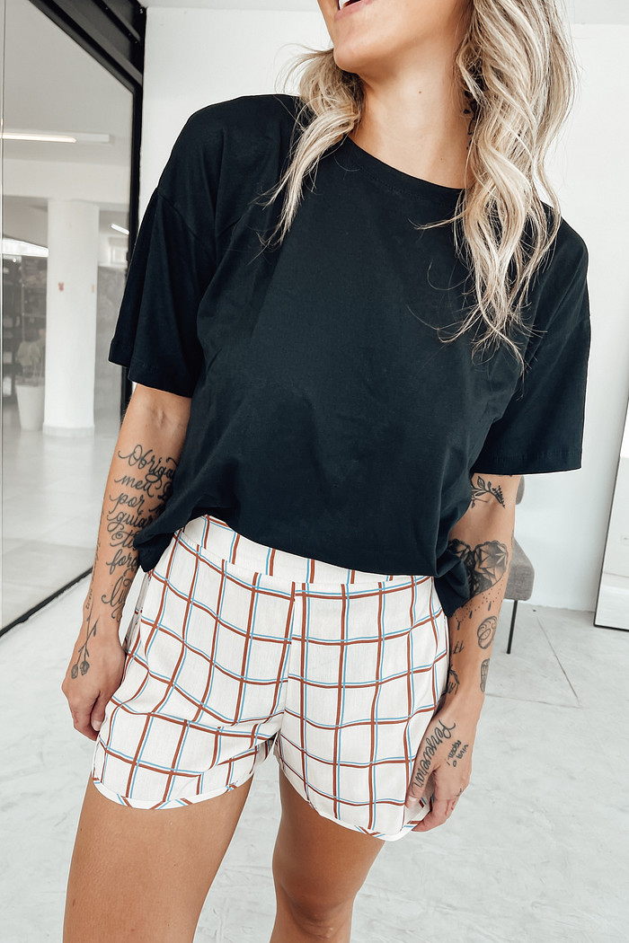 SHORT QUADRICULADO LIZ