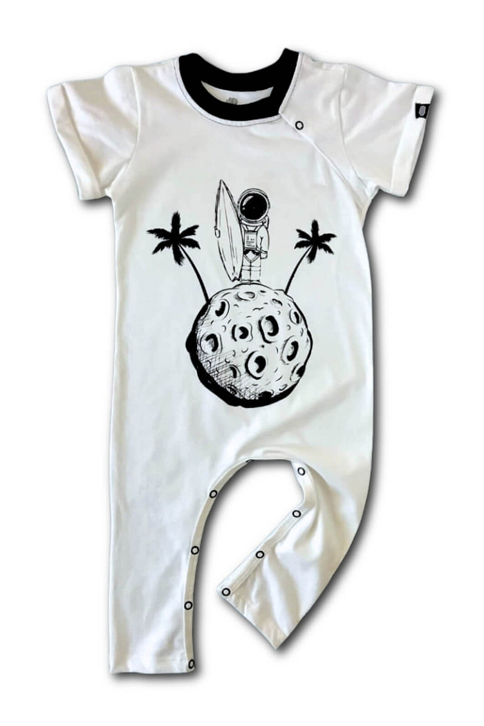 Macacão Bebê Longo Manga Curta Algodão Sustentável Toque Macio Astronauta Off White