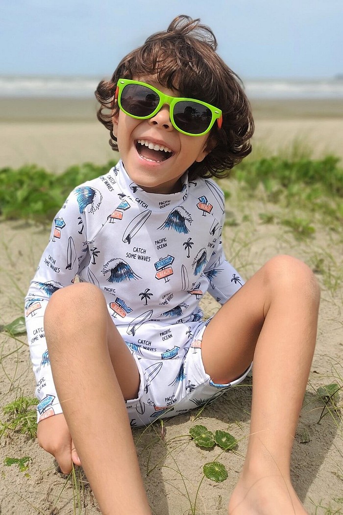 Camisa Proteção Uv 50+ Infantil + Sunga Cinza Catch Some Waves