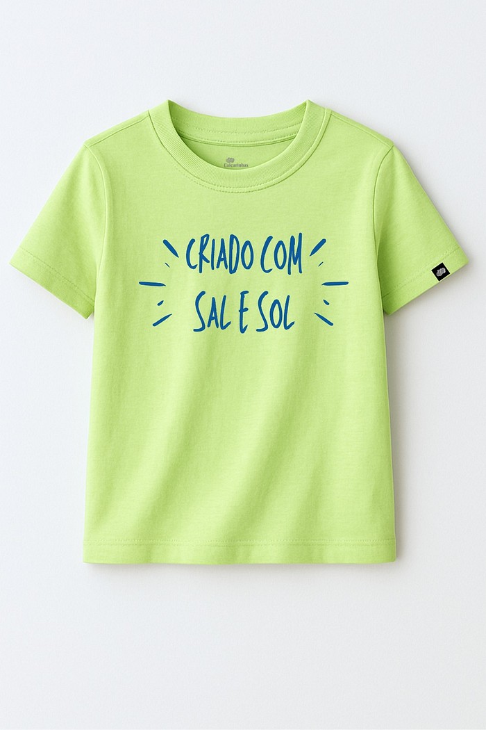 Camiseta Infantil MC Verde Claro Criado no sol e mar