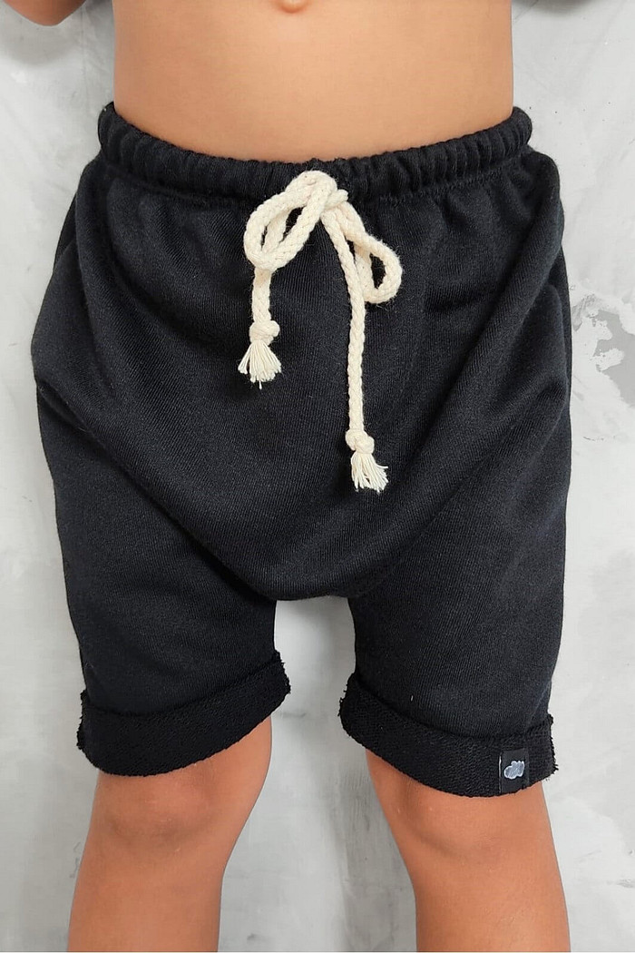 Short Infantil Saruel Preto com ajuste na cintura em Moletinho
