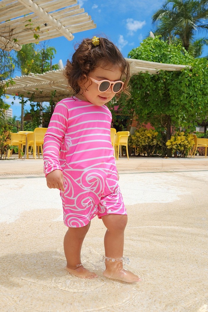 Macacão Praia Bebê Proteção Solar UV 50+ Manga Longa Rosa Beach On