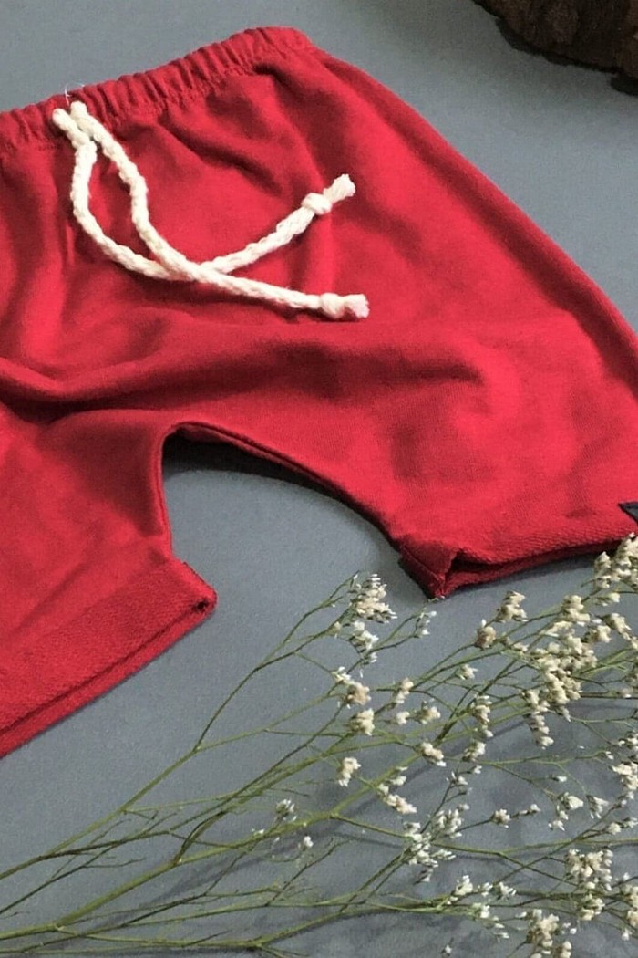 Short Infantil Saruel Vermelho com ajuste na cintura em Moletinho