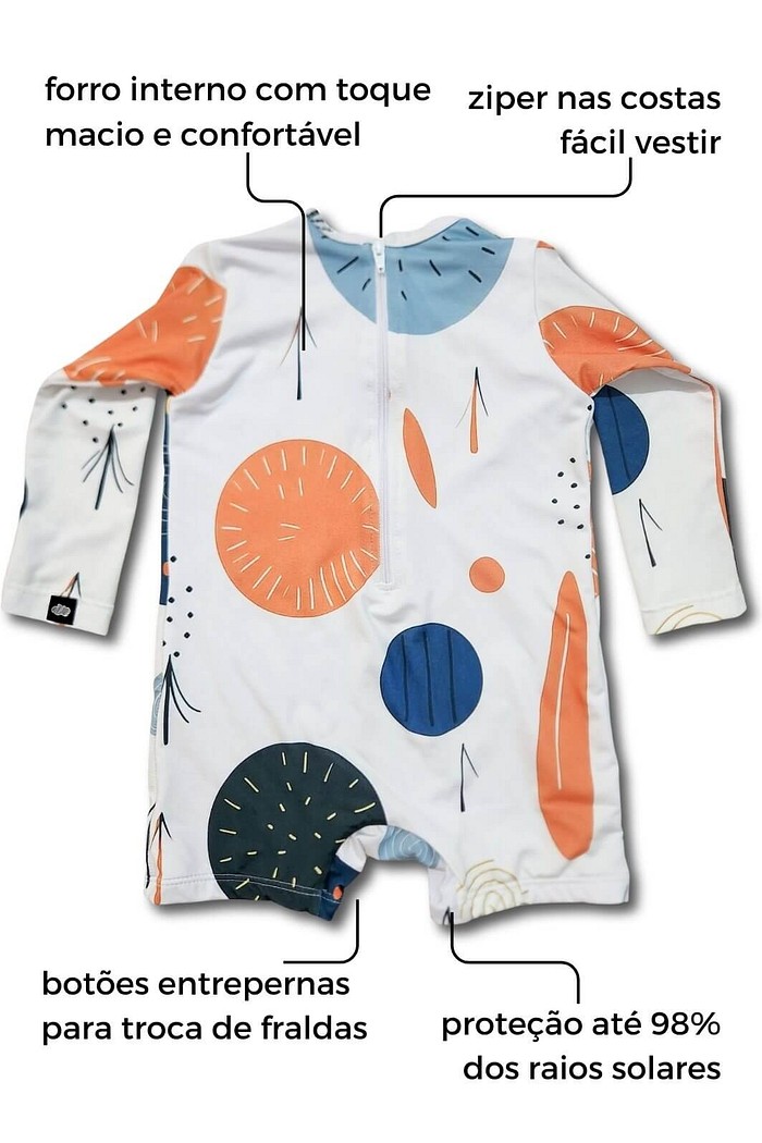 Macacão Praia Bebê Proteção Solar UV 50+ Manga Longa Off White Formas Geométricas