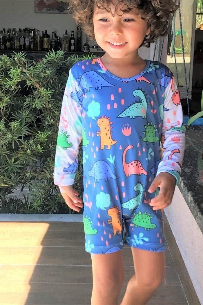 Kit Preferido Dinossauro azul Macacão e chapéu com proteção UV 50+