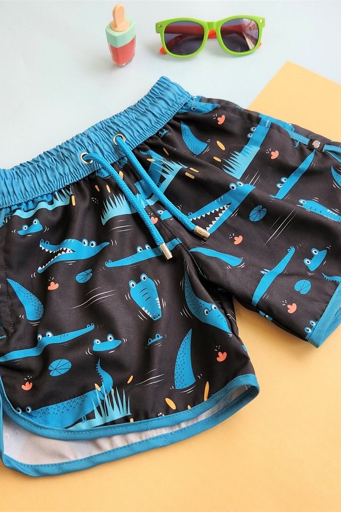 Short Infantil Tactel curto de banho com ajuste na cintura e Proteção UV 50+ Preto Jacaré