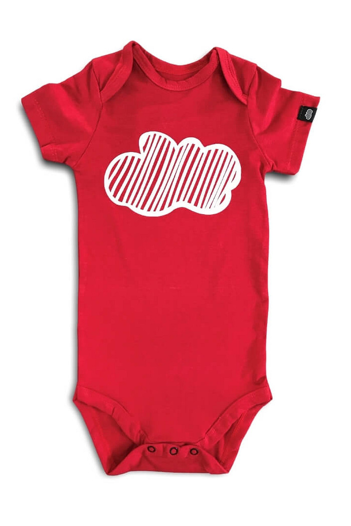 Body Bebê Manga Curta Vermelho Nuvem Algodão Sustentável Macio