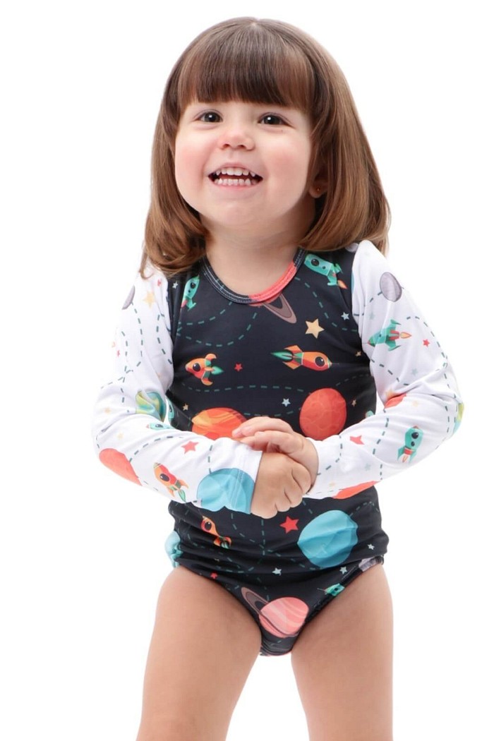 Maiô Infantil Proteção Solar UV 50+ Manga Longa e Zíper nas Costas Preto Universo