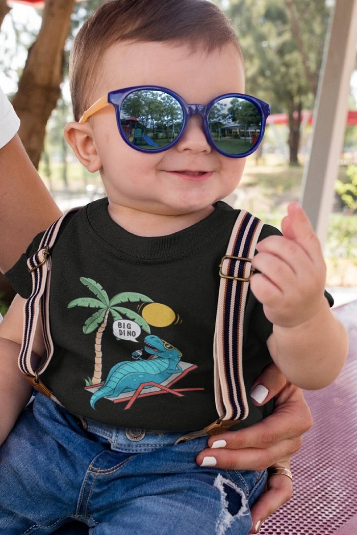 Camiseta Infantil Manga Curta Algodão Sustentável Exclusiva Preto Dino Relax