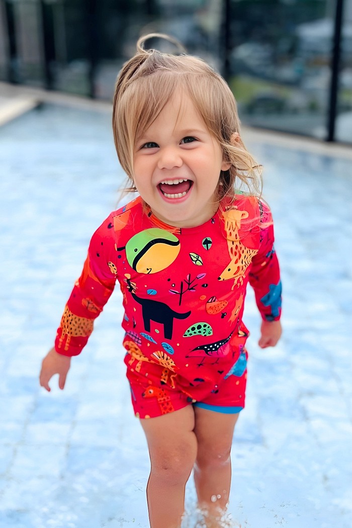 Macacão Praia Bebê Proteção Solar UV 50+ Manga Longa Rosa Animais Abstratos