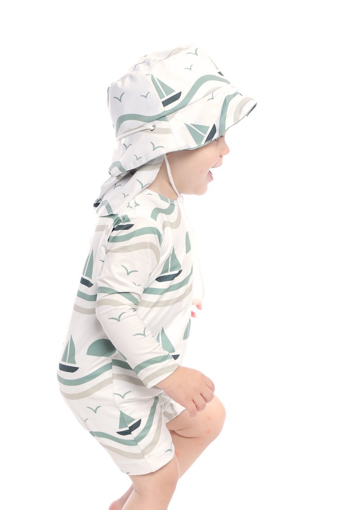 Macacão Praia Bebê Proteção Solar UV 50+ Manga Longa Off White Barquinhos