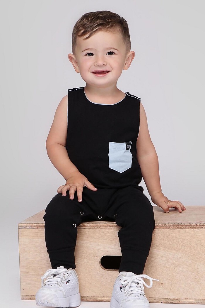 Macacão Bebê Regata Longo Algodão Sustentável Fácil Vestir Preto com Bolso