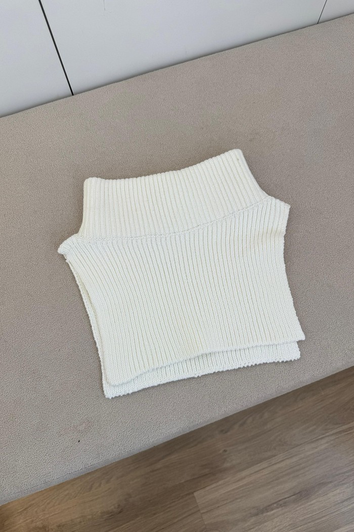 GOLA DE TRICOT