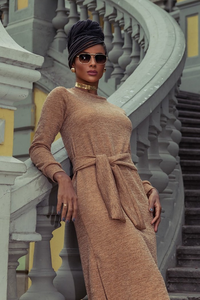 VESTIDO MIDI MANGA LONGA - CAMEL