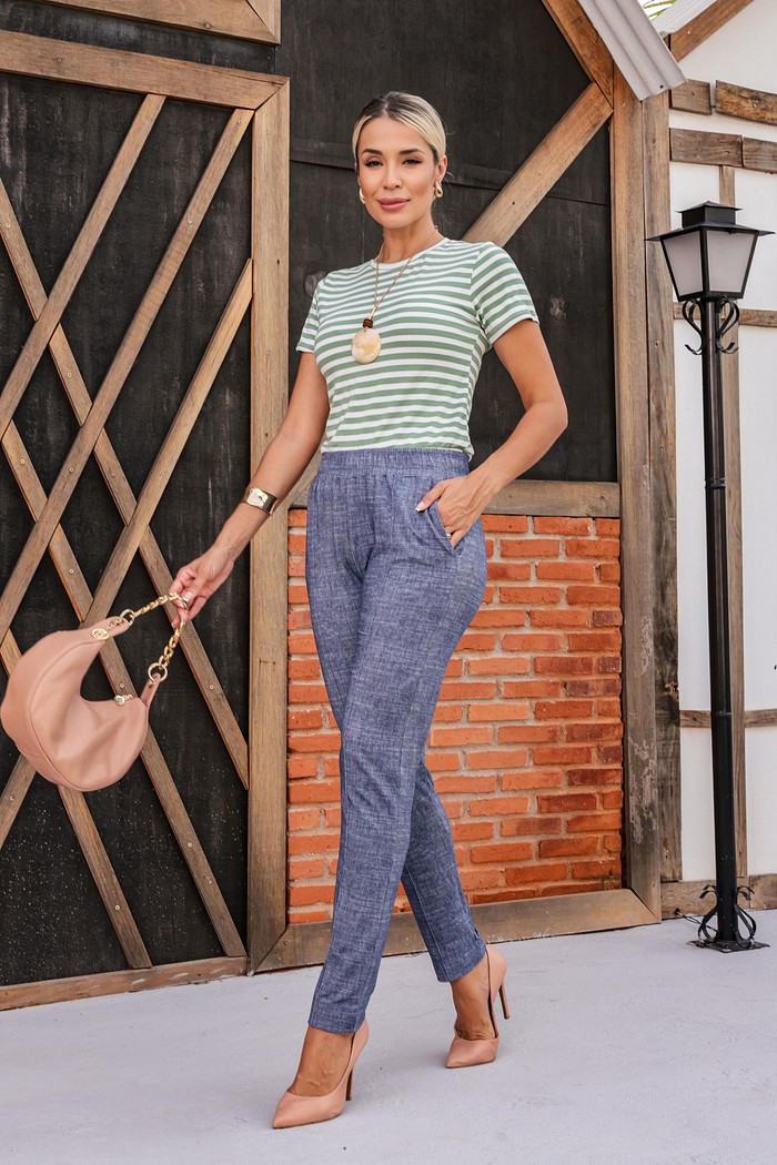 CALÇA MOLETINHO COM FRISO - ESTAMPA JEANS