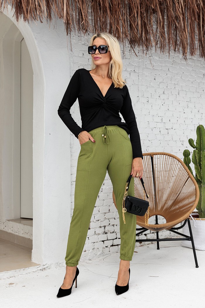 BLUSA BUSTO NÓ MANGA LONGA - PRETA