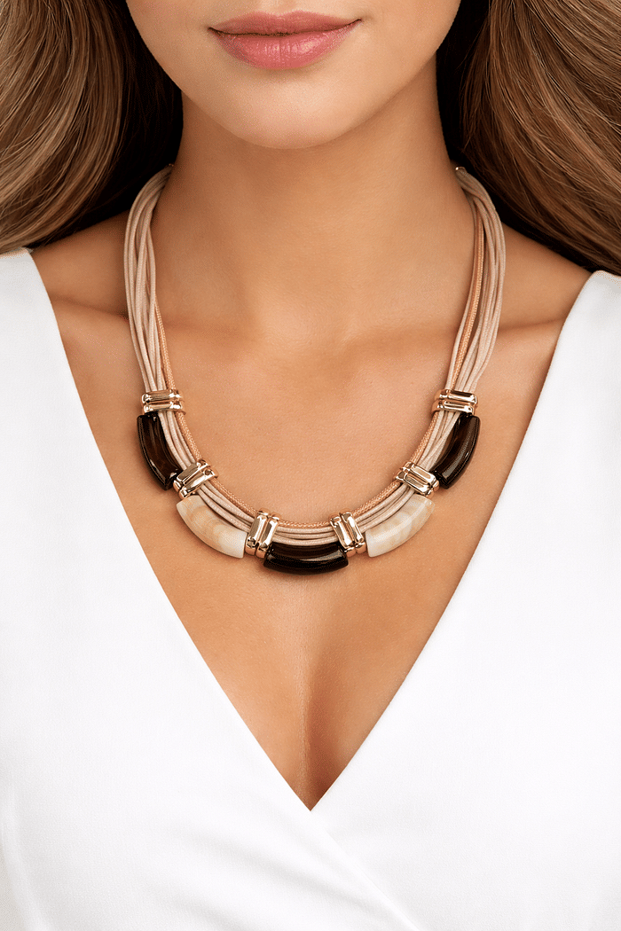 COLAR PEDRA COM DOURADO - MARROM