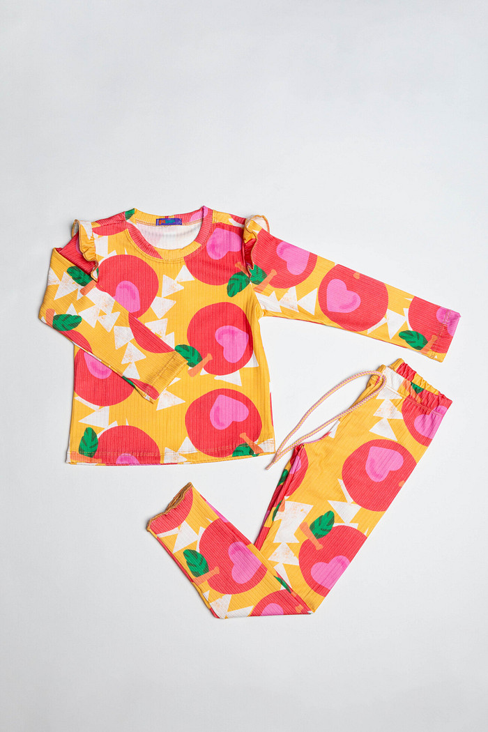 CONJUNTO CALÇA E BLUSA MAÇÃS